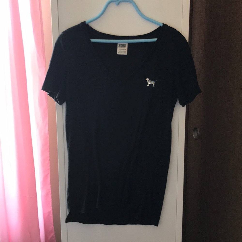 a short sleeve top from Pink :)